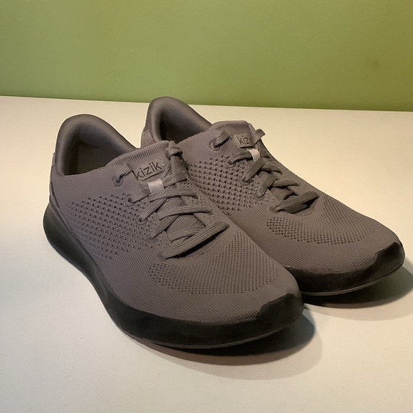 Kizik Graphite Lima, Men’s 9wide/Women’s 10.5wide - Picture 1 of 9